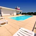 شقة Garden Retreat Steps From The Pool بيبيوني