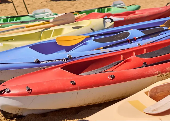 Garden Retreat Steps From The Pool